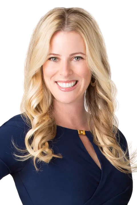 Ariel Palmieri, real estate agent in Oxnard