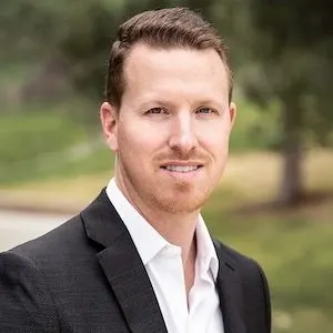 Kyle Tripoli, real estate agent in Camarillo