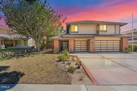 Ernesto Vargas, real estate agent in Oxnard