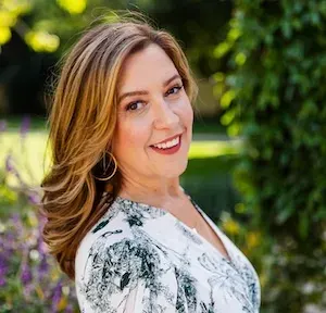 Margaret Reifer, real estate agent in Oxnard