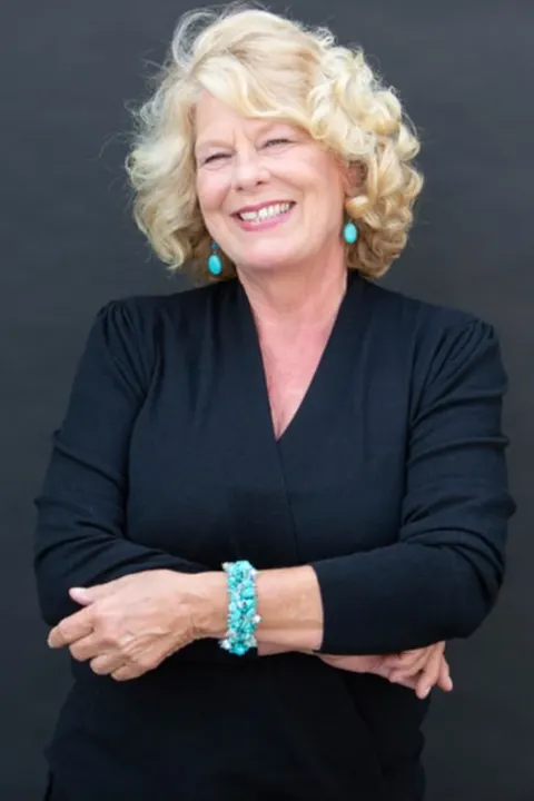 Cheryl Aronson, real estate agent in Ventura