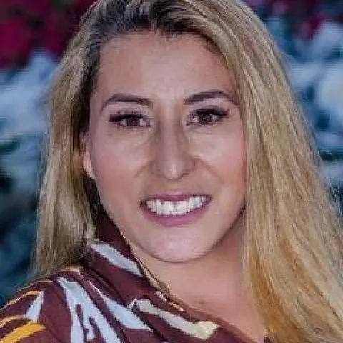 Gaby Tellez, real estate agent in Oxnard