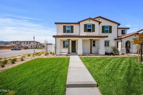 Cynthia Kerr, real estate agent in Piru