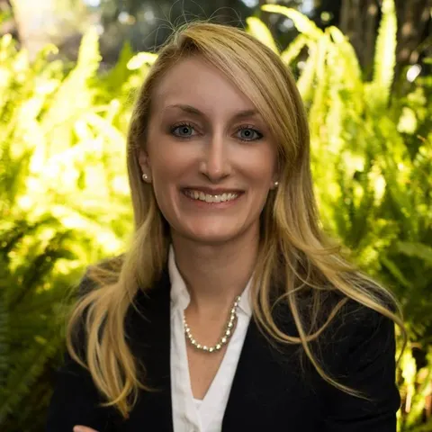 Kellye Patterson, real estate agent in Ventura