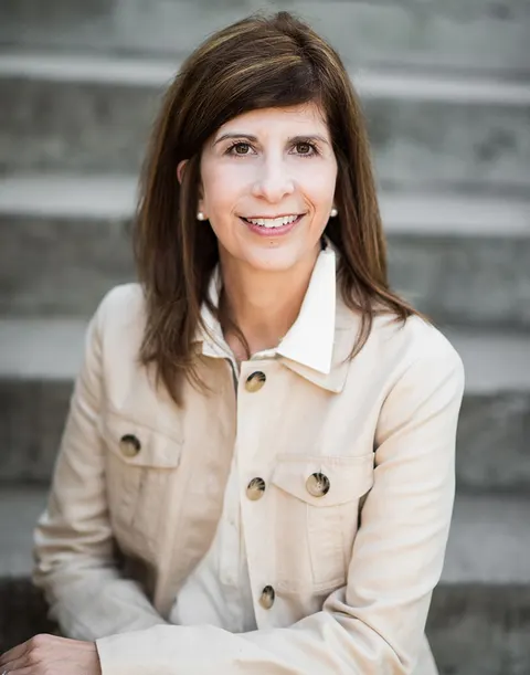 Arianna Williams, real estate agent in Camarillo