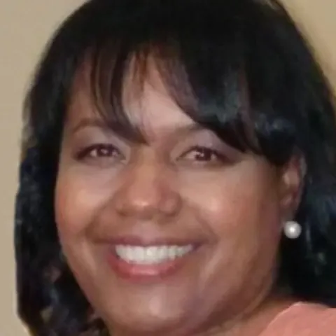 Veronica Hotchkiss, real estate agent in Oxnard