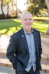 Willie Schmeltz, real estate agent in Ventura