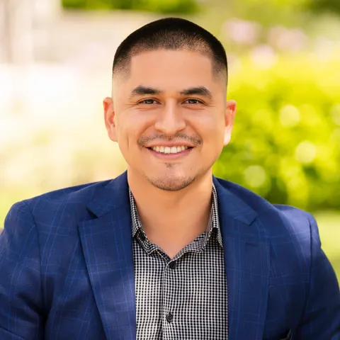 Fernando Gutierrez Gonzalez, real estate agent in Oxnard