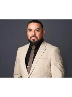 Rudy Ramirez, real estate agent in Santa Paula