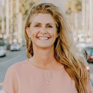 Sarah Smith, real estate agent in Carpinteria