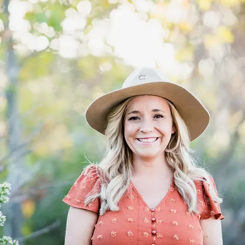 Cher-Ami Murphy, real estate agent in Ojai
