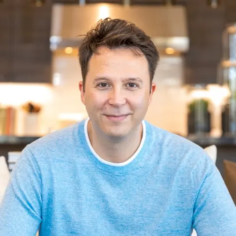 Hector Marquez, real estate agent in Ontario