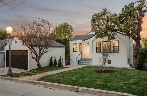 Daniel Medrano, real estate agent in Los Angeles