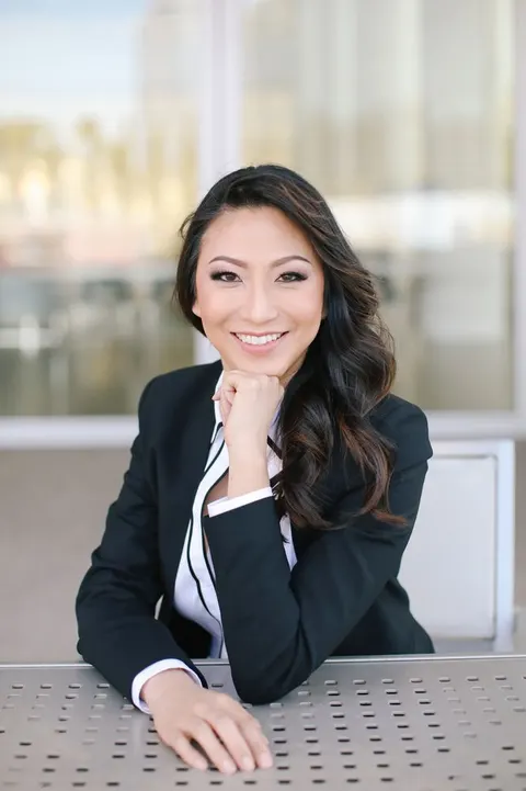 Caroline Lee, real estate agent in Fullerton