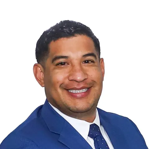 Lester Garcia, real estate agent in Compton