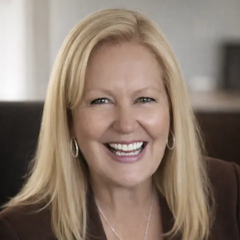 Eve Lawson, real estate agent in Coarsegold