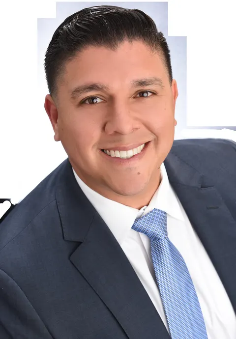 Phillip Nunez, real estate agent in San Pedro