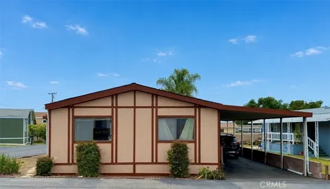 Lina Salgado Ariza, real estate agent in Rowland Heights