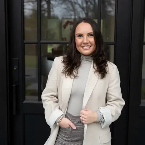 Kim Kelly, real estate agent in Seal Beach