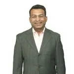 Naush Lalani, real estate agent in Los Angeles